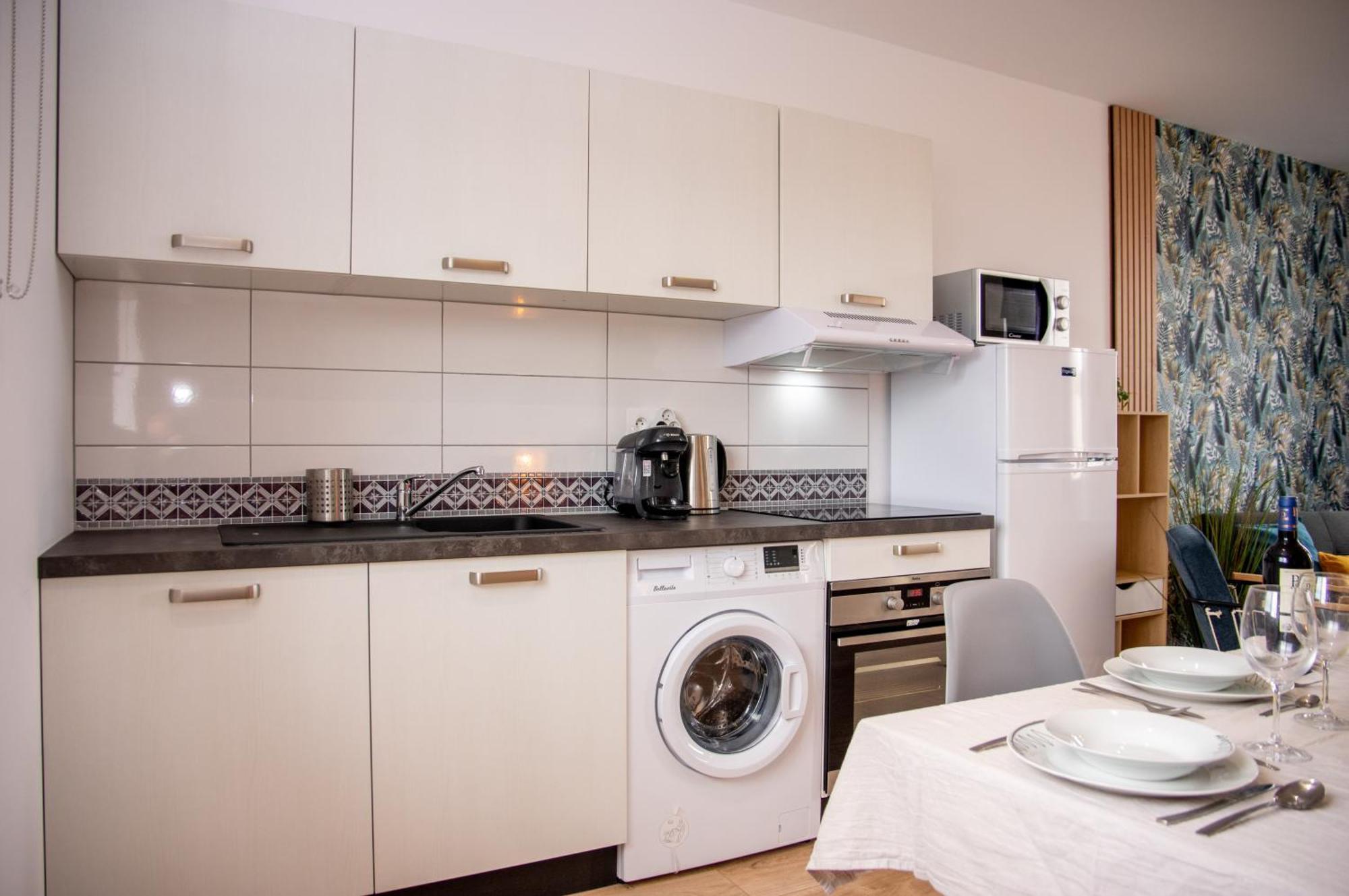 Duplex Cocoon - 10 Min De Blaye - 20 Min Cnpe - Wifi - Tv Hd Leilighet Saint-Seurin-de-Cursac Eksteriør bilde